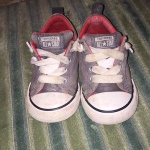 Infant converse shoes size 6